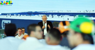 Procedimento "foi um sucesso" e presidente Lula já está conversando