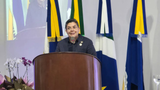 Vereadora mais votada, Isa Marcondes discursou em nome dos 21 parlamentares