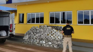 Fundo falso de van escondia 600 kg de cocaína