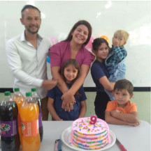 Advogada troca de carreira  para se dedicar mais aos filhos