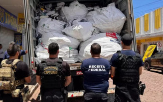 Receita Federal e PF apreendem 3 mil pares de tênis falsificados