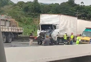 Sargento aposentado do Exército morre em acidente com carreta e bitrem em rodovia de SP