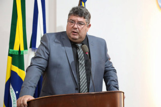Vereador Yuri pede auditoria em obras paralisadas em Dourados