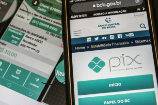 Usuários de diferentes bancos reclamam de instabilidade no PIX