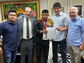 Neno Razuk anuncia doação de caminhonete para sete comunidades em Sidrolândia