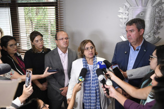 O governador Eduardo Riedel recebeu a ministra Cida Gonçalves nesta terça-feira em Campo Grande - Foto: Bruno Rezende/Governo MS