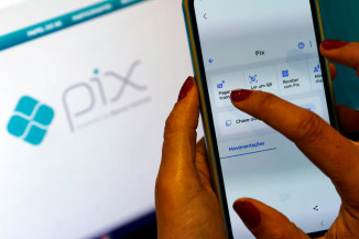 Pix por aproximação: nova função de pagamento entra em vigor nesta semana nos bancos (Foto: Bruno Peres/Agência Brasil)