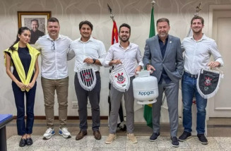 Corinthians tenta se aproximar de recorde de faturamento com novo patrocinador