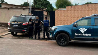 PF realiza operação contra fraude em cartão de suprimento da Receita Federal