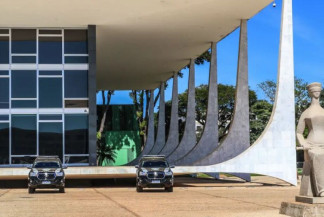 Polícia prende extremista durante tentativa de invasão no STF