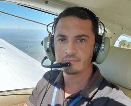 Corpo de piloto morto em acidente é velado em Dourados