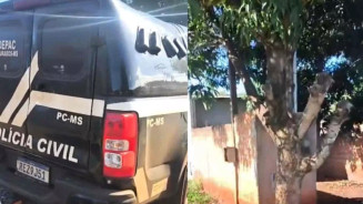 Polícia Civil no local dos fatos na tarde desta sexta-feira. (Reprodução: Sidnei Bronka)