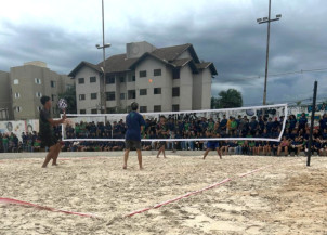 Escola Reis Veloso é a primeira escola de Dourados a ter quadra de Beach Tênis - Fotos: Divulgação/Reis Veloso