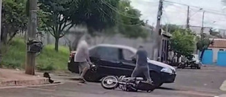 Policial civil é afastado após atirar em motociclista durante briga de trânsito