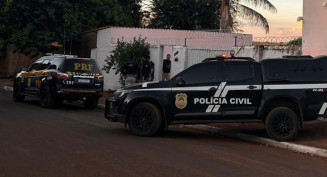 Polícia prende três por tráfico em 'casa noturna'