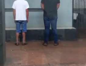Dois homens são detidos por ato obsceno em parque de Dourados