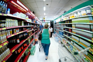 Entre os estabelecimentos pesquisados, foram encontrados 17 produtos com diferença superior a 100% entre o produto com menor e maior preço – Foto: Arquivo/EBC