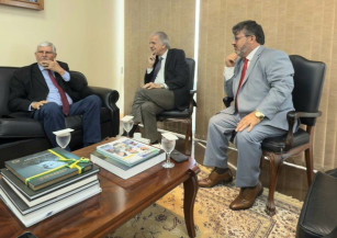 Carlos Bernardo cumpre agenda em  Brasília sobre investimentos para a fronteira