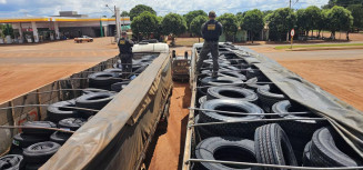 Carretas são apreendidas com 600 pneus contrabandeados