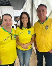 Rodolfo Nogueira (PL), ao lado da esposa Gianni Nogueira e Jair Bolsonaro (Foto: Divulgação)