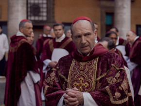 Com a morte de Francisco, filme "Conclave" ganha nova relevância ao retratar bastidores da escolha papal