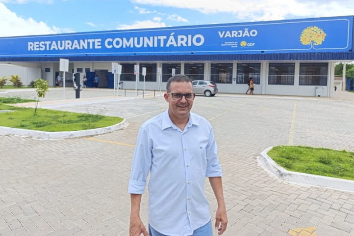 Inspetor Cabral visitou unidade do restaurante comunitário de Varjão na última semana (Foto: Assessoria/CMD)
