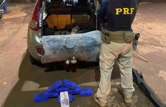 Mulher é presa com 10 kg de pasta base de cocaína na BR-163