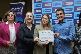 Liandra da Saúde participa de repasse simbólico a entidades e destaca apoio à AAGD