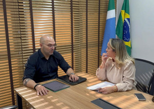 Lia garante avanços para construção de escola no Bonanza e melhorias em unidades de Dourados e Douradina