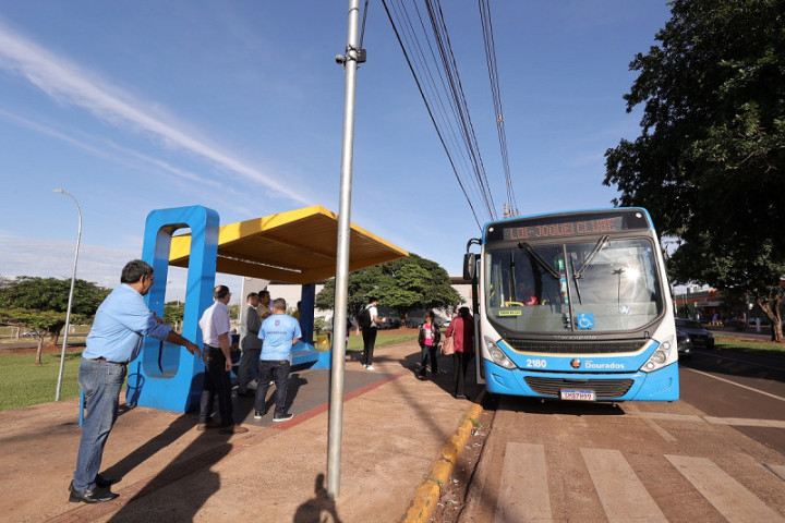 O sistema de transporte coletivo de Dourados transporta, em média, 16 mil passageiros por dia - Foto:: A. Frota