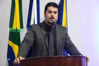 Com a posse, Daniel Júnior encerra um ciclo de 12 anos de gestão do vereador Jeovane Vieira dos Santos, de Jateí, que tentava a reeleição - Foto: CMD