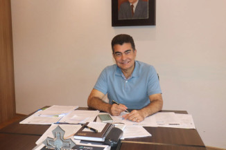 Prefeito Marçal Filho anunciou hoje a assinatura do contrato para acabar com a burocracia no recebimento, análise e julgamento de projetos na Prefeitura de Dourados. Foto: Assecom