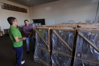 Prefeito Marçal Filho e secretário Márcio Figueiredo acompanharam a chegada dos novos equipamentos para fortalecer a rede pública de saúde – Foto: A. Frota