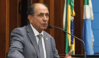 Zé Teixeira é internado após infecção, mas se recupera bem e mantém atividades de casa