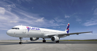Airbus 320 da Latam que deve operar no trecho Guarulhos-Dourados - Foto: Latam