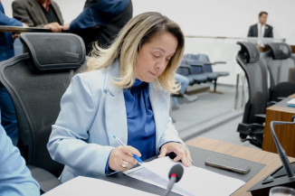 Lia Nogueira reforça pedidos por pavimentação em bairros de Dourados