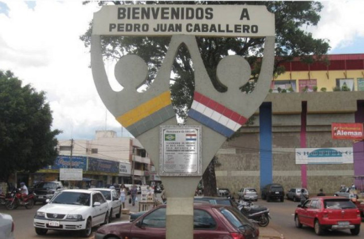 A prática de extorsão por parte de policiais corruptos em Pedro Juan Caballero é antiga e frequentemente denunciada por brasileiros - Foto: Divulgação