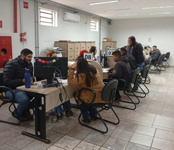 Os contribuintes poderão aderir ao programa por meio de termo de acordo assinado pessoalmente ou por representante legal na Central do Cidadão