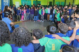 Com ações culturais nas escolas, projeto Intervalo Musical amplia a divulgação do IV Festival e incentiva mais estudantes a participarem da edição 2025 do Prêmio Helena Meirelles
