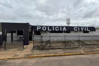 Motociclista morre após colidir com bitrem na contramão da BR-158