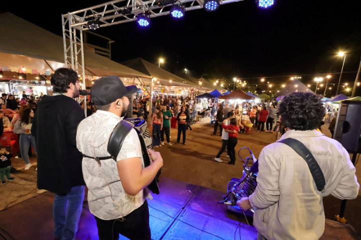 Feira do parque dos ipês reúne famílias de várias localidades de Dourados - Foto: A. Frota