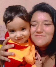 Larissa e o filho Victor - Foto Arquivo pessoal