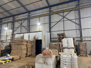 Paraguaios eram mantidos em condições análogas à escravidão em fábrica clandestina de cigarros