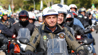 Ex-presidente Bolsonaro durante "motociata" em São Paulo (Foto: Alan Santos/PR)