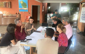 Dourados fortalece parceria com Vander Loubet para ampliar ações culturais