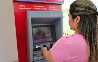 Salários dos servidores da Prefeitura de Dourados foi antecipado pelo sétimo mês seguido e está na conta desde as primeiras horas desta terça-feira. Foto: A. Frota