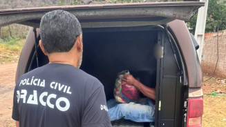Preso homem que ateou fogo em carro de policial penal; ação mirou facções