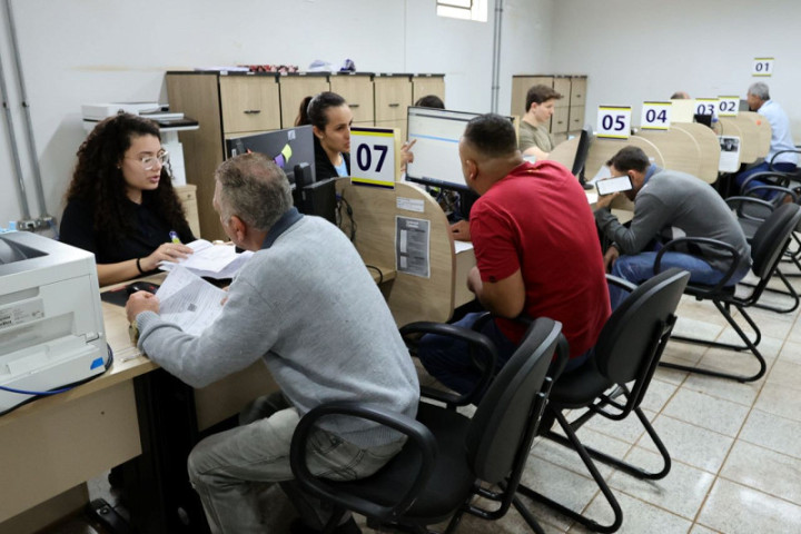 Contribuintes podem procurar a Central de Atendimento ao Cidadão para aderir à segunda fase do Refis 2025 com descontos de 80% dos juros e multas. Foto: A. Frota