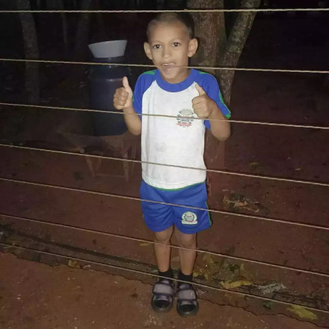 Adryan, em foto publicada pelos pais nas redes sociais. (Foto: Arquivo pessoal)