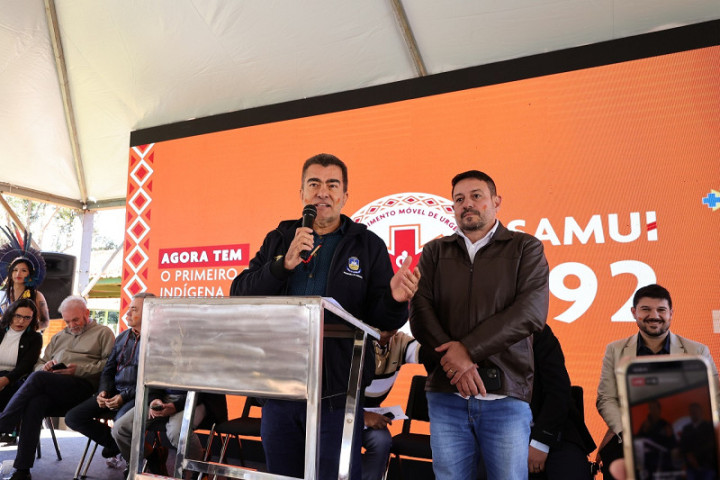 Prefeito Marçal Filho discursa durante solenidade de inauguração do Samu Indígena e cobra investimentos do governo federal nas aldeias de Dourados – Fotos: A. Frota